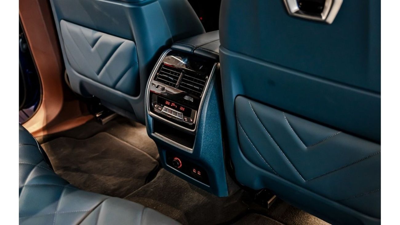 بي أم دبليو XM 2023 BMW XM, 2027 BMW Warranty + Service Contract, Full Service History, Low KMs, GCC