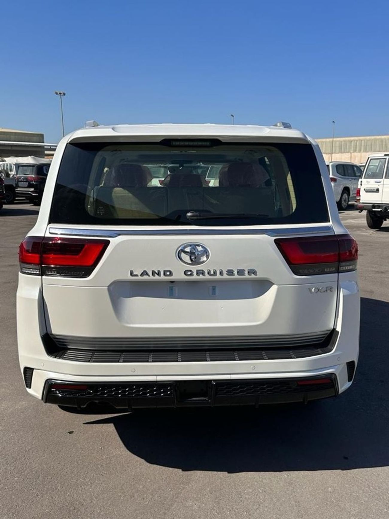 تويوتا لاند كروزر VXR 4.0L
