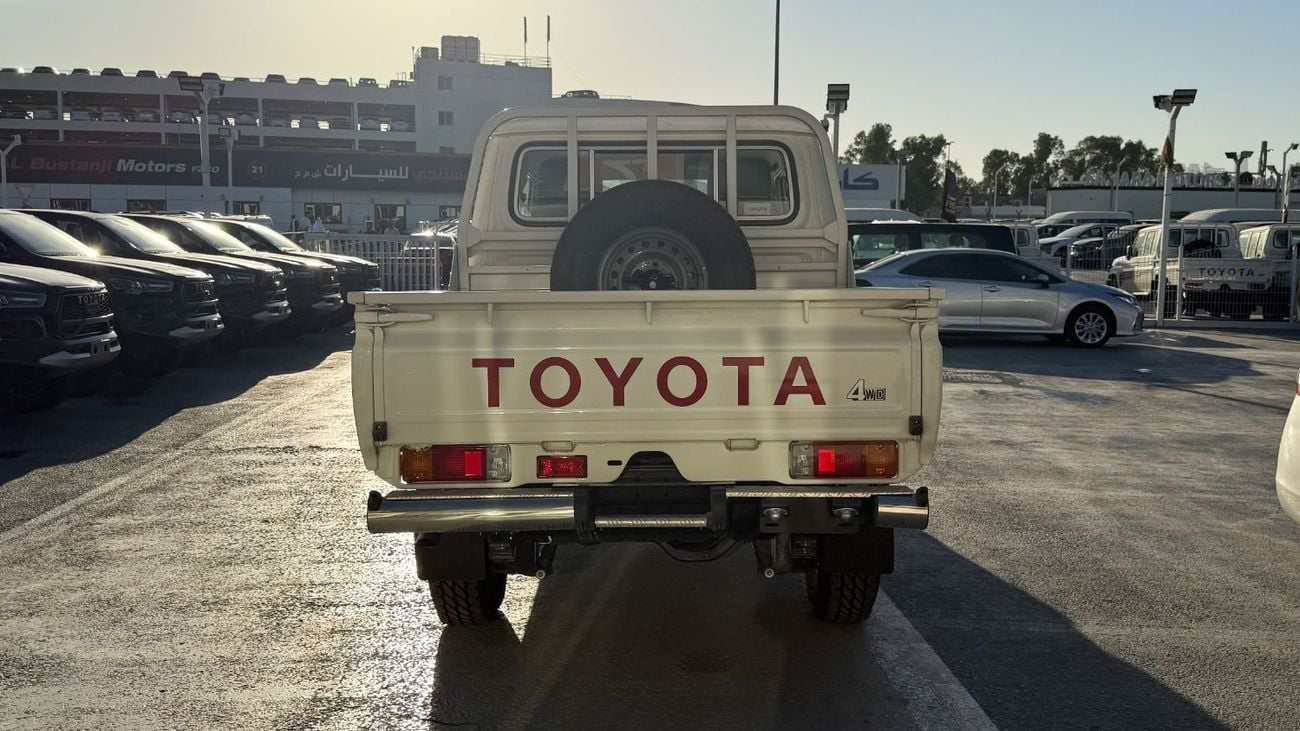 Toyota Land Cruiser Pick Up Toyota Land Cruiser Pick-Up - 2025