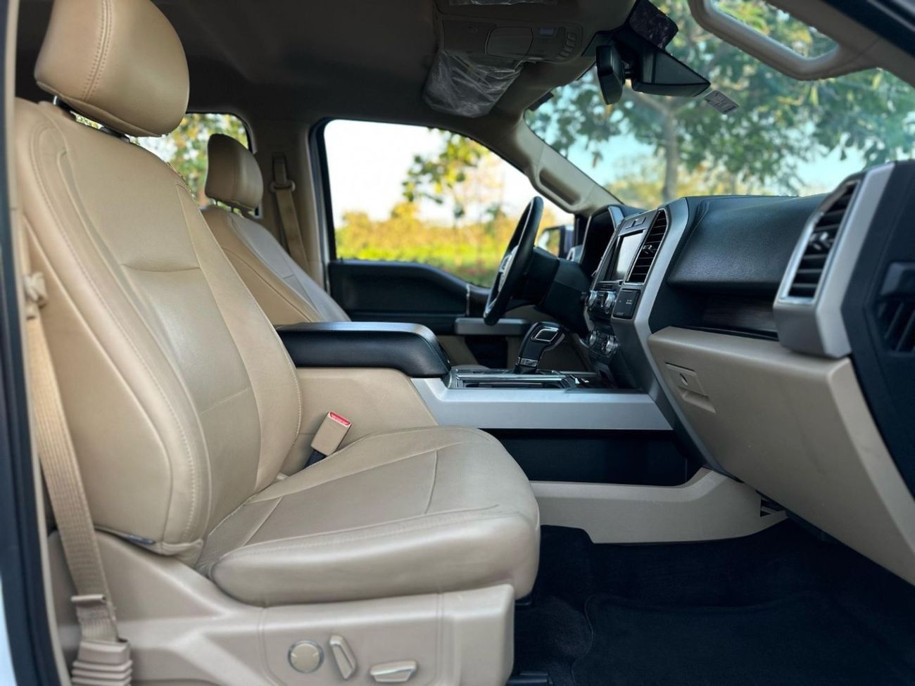 Ford F 150 Lariat 5.0L