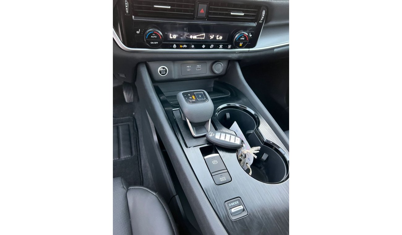 Nissan Rogue 2021 Nissan Rogue SV Full Option Panoramic view