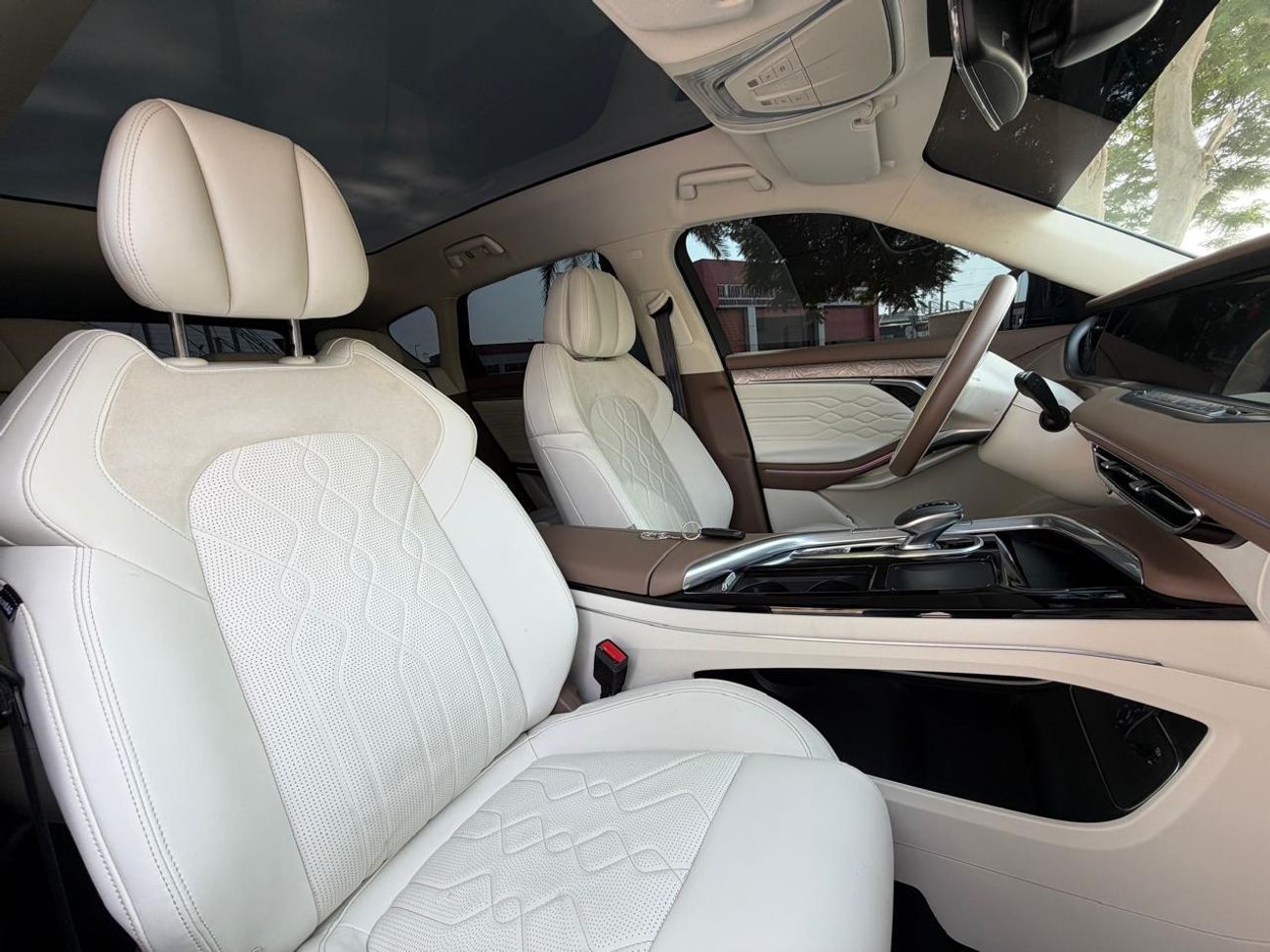 ربدان وان RABDAN ONE 2022 GCC FULL OPTIONS UNDER WARRANTY FULL SERVICE HISTORY