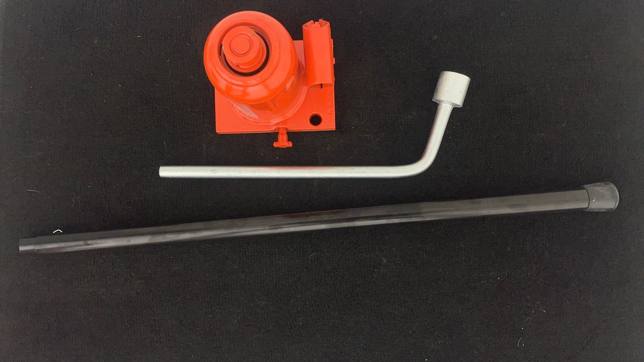 ميتسوبيشي باجيرو GLS H/L SIGNATURE EDITION 3.8 | بدون دفعة مقدمة | اختبار القيادة في المنزل