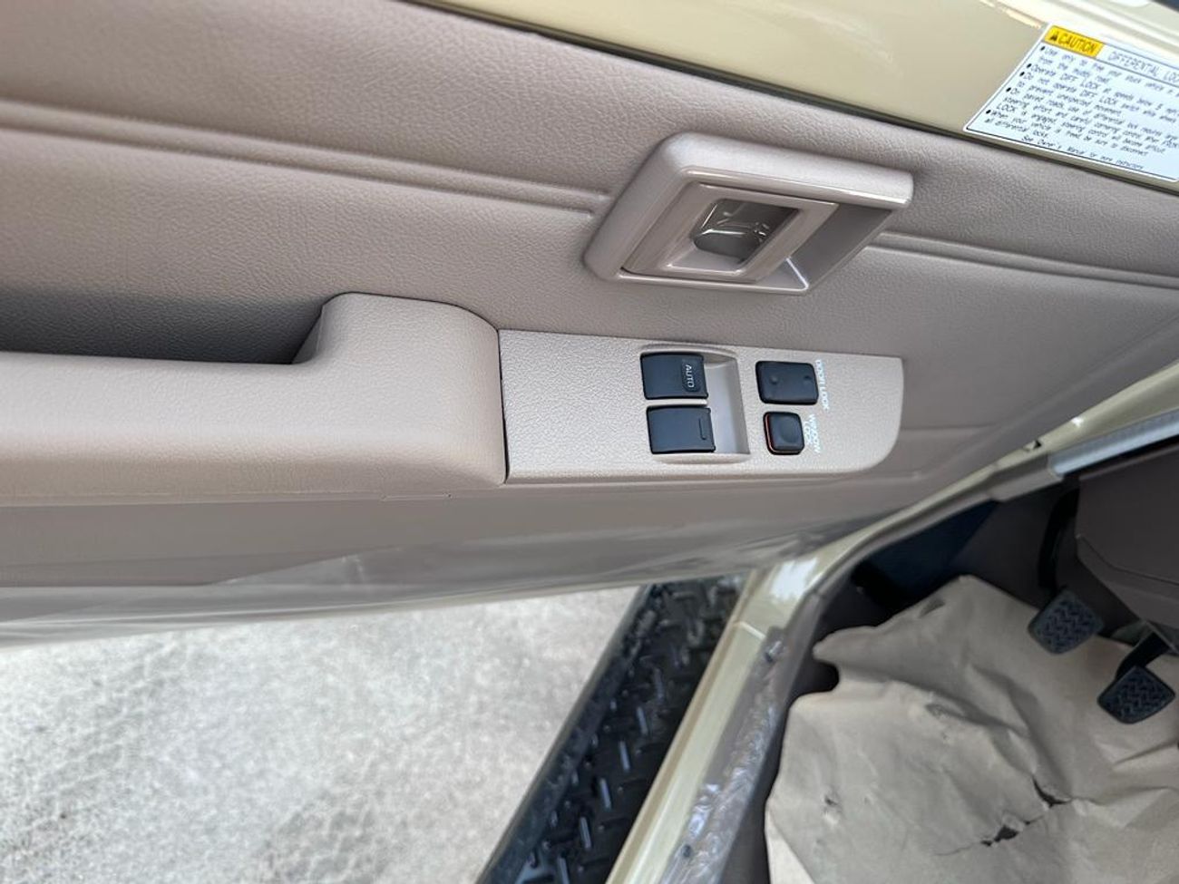 Toyota Land Cruiser 70 LC78 Hardtop 3 Doors 4.2L Diesel V6 Model 2025