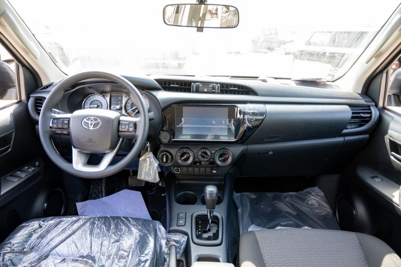 تويوتا هيلوكس 2.7L Medium Grade | Double Cabin | 4x4 | Automatic | Petrol