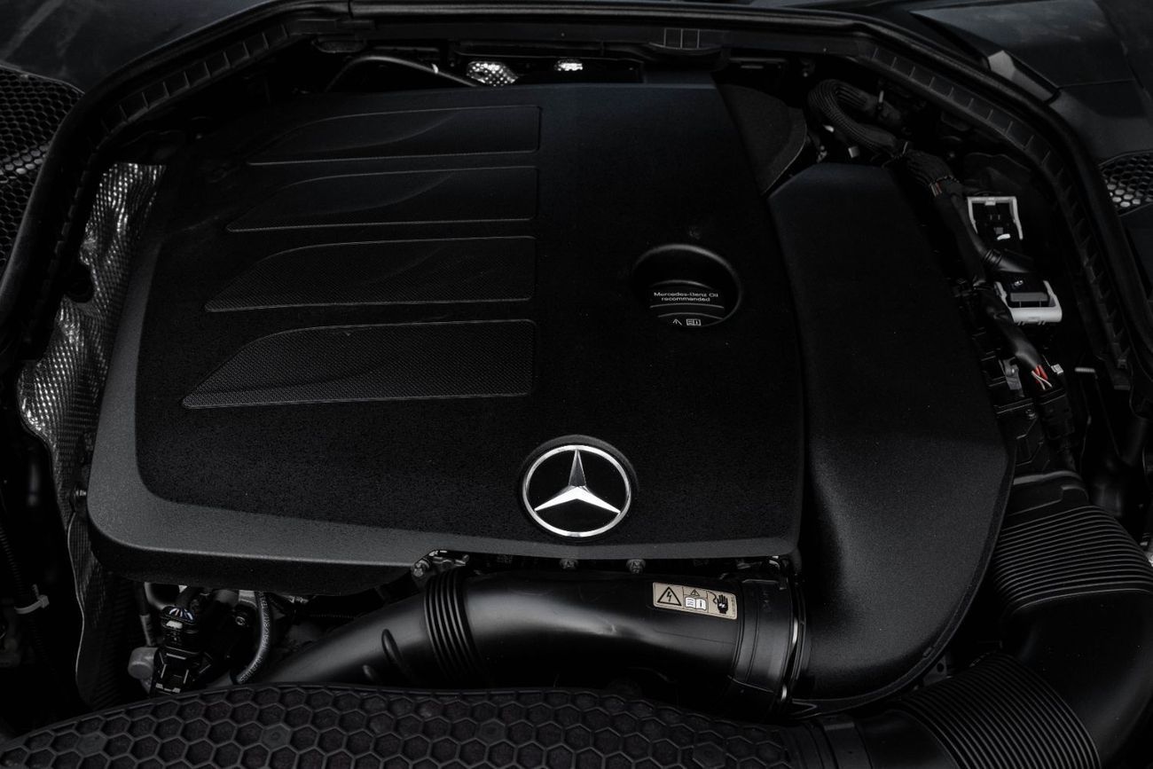 مرسيدس بنز C 200 Coupe | 2,438 P.M | 0% Downpayment | C300 AMG | Heads Up Display!