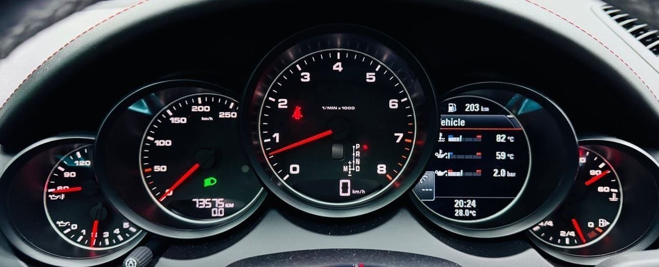 بورش كايان Platinum Edition