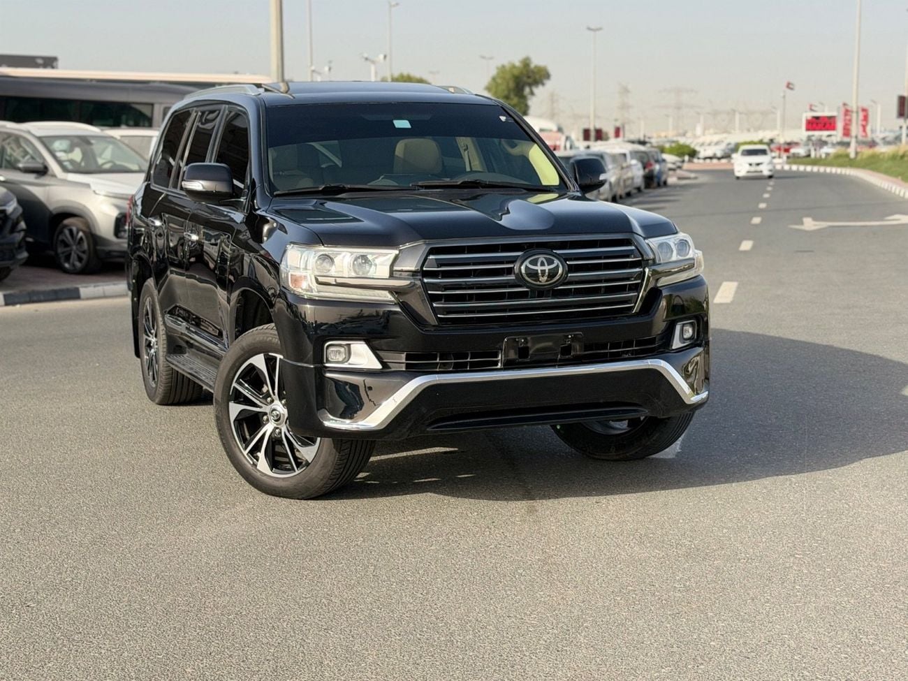 Toyota Land Cruiser Toyota landcuriser 2017  GXR V6 full option petrol full option