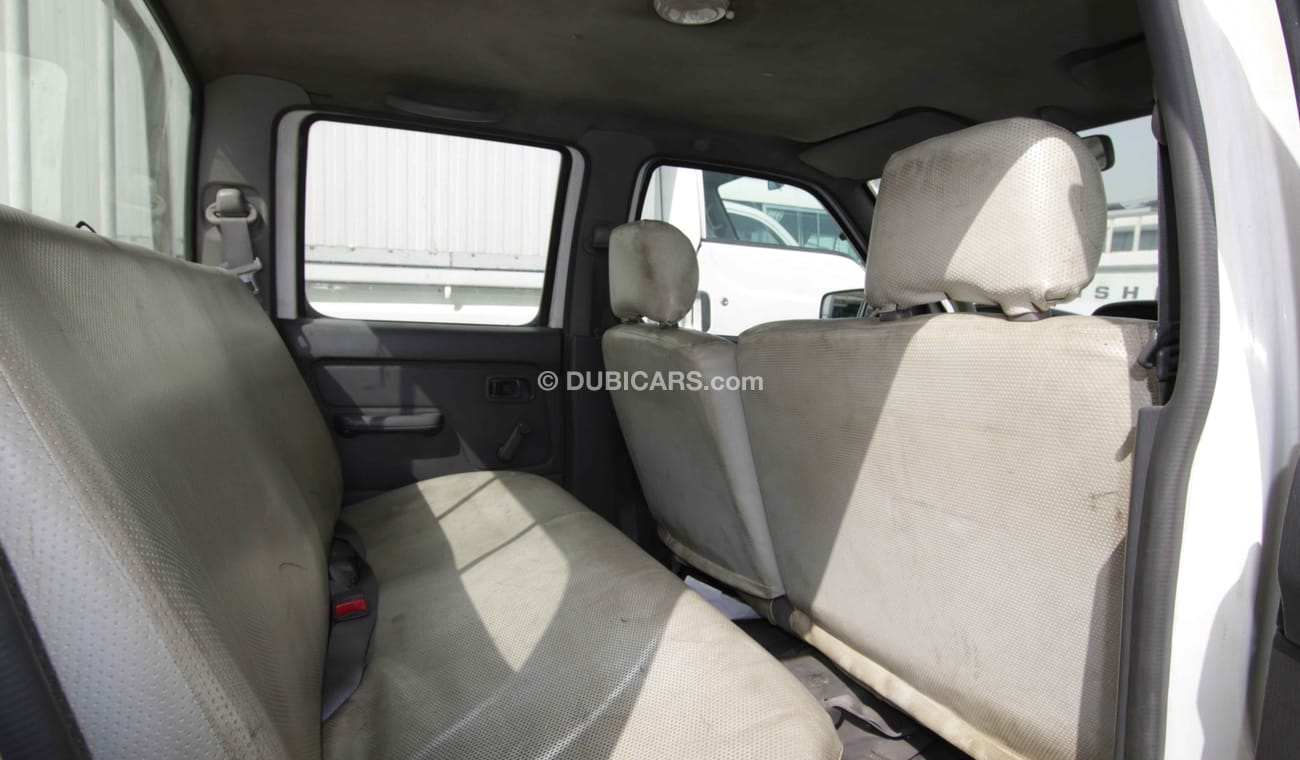 نيسان بيك آب