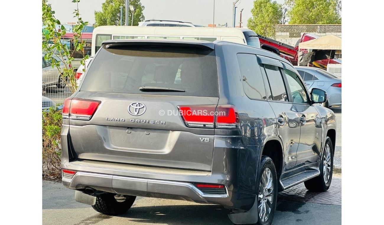Used Toyota Land Cruiser 2012 for sale in Dubai - 665013