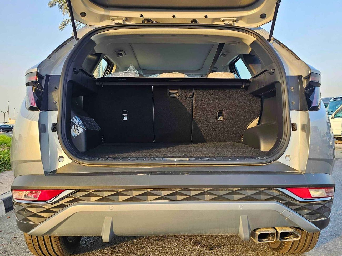 هيونداي توسون 1.6T V4 PETROL, DRIVER POWER SEATS WITH PANORAMIC ROOF /  FULL OPTION (CODE# 68027)