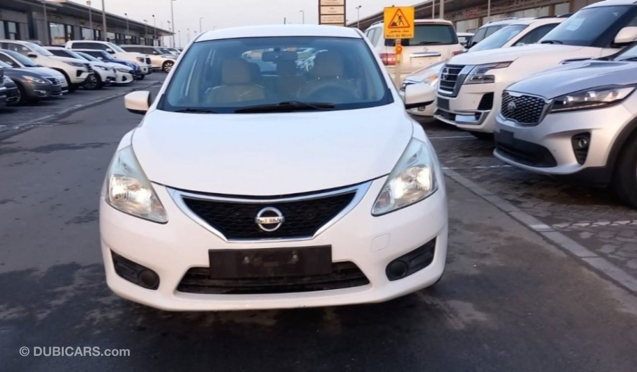 نيسان تيدا Nissan Tiida SV (C12), 5dr Hatchback, 1.6L 4cyl Petrol, Automatic, Front Wheel Drive 2014