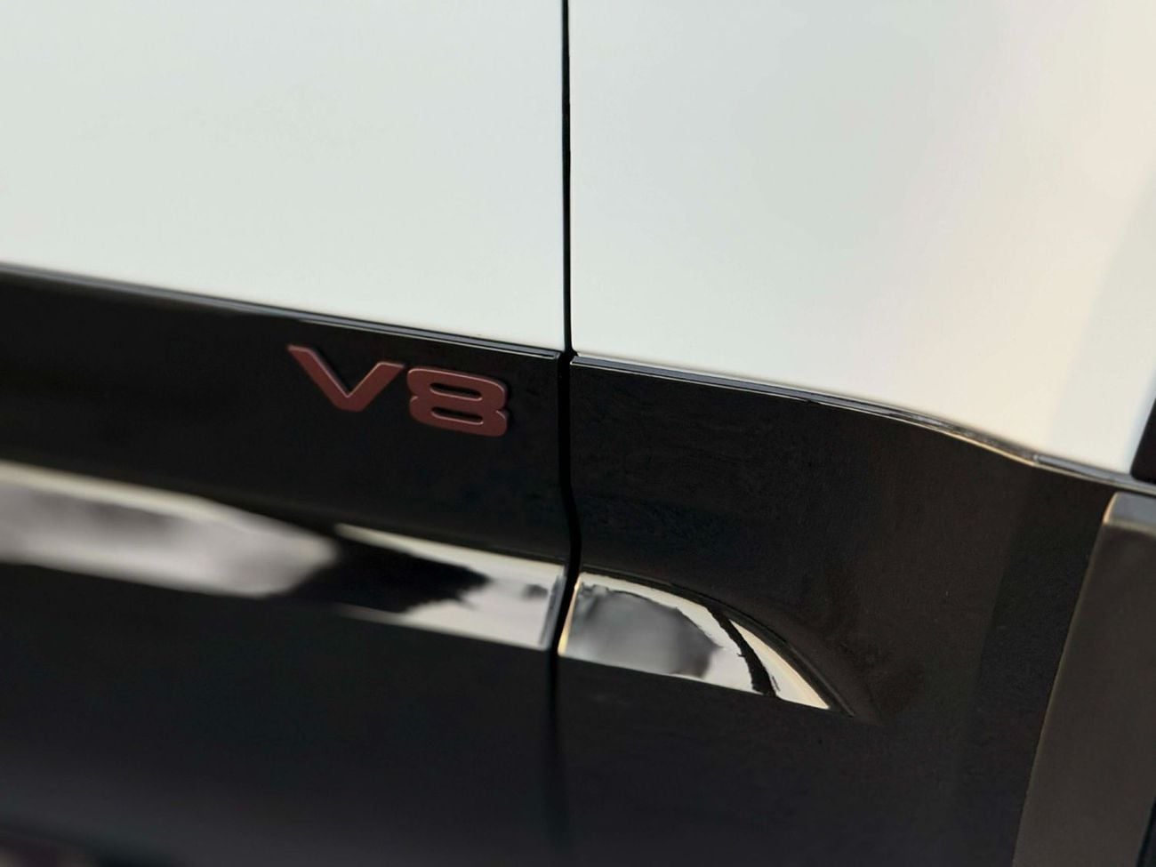 لاند روفر ديفندر **2026**GCC SPEC P525 UNDER WARRANTY AND SERVICE