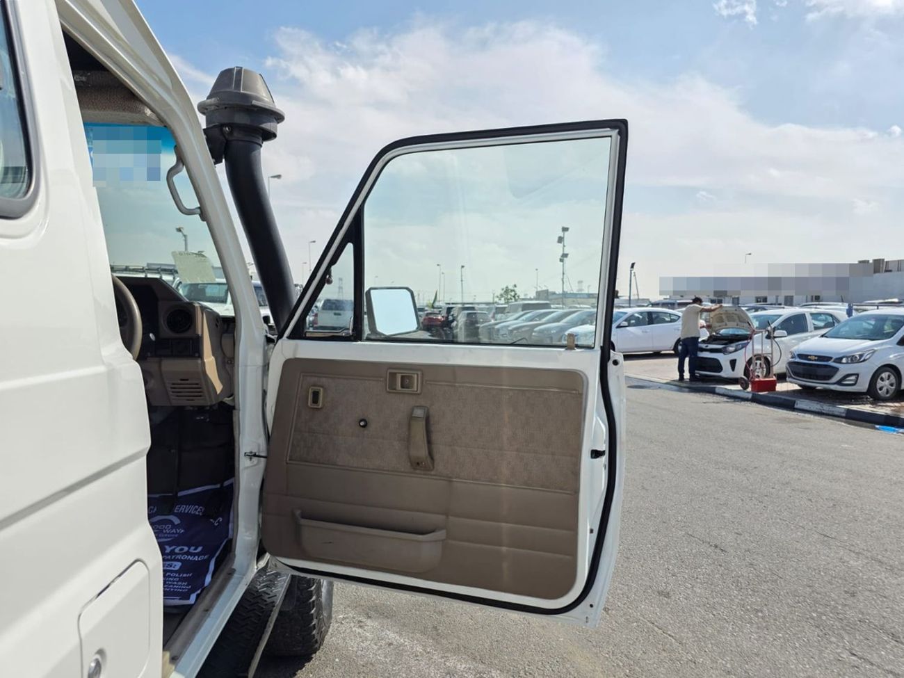 Toyota Land Cruiser TOYOTA LAND CRUISER HARDTOP SUV RHD 1999 MODEL 4.2 L DIESEL MANUAL(PM00008)