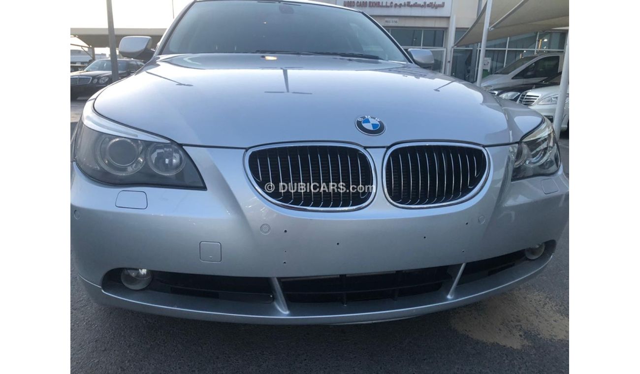 بي أم دبليو 525 بي ام دبليو موديل 2007  خليجي ن حاله ممتازه من الداخل والخارج فل اوبشن فتحه وجلد