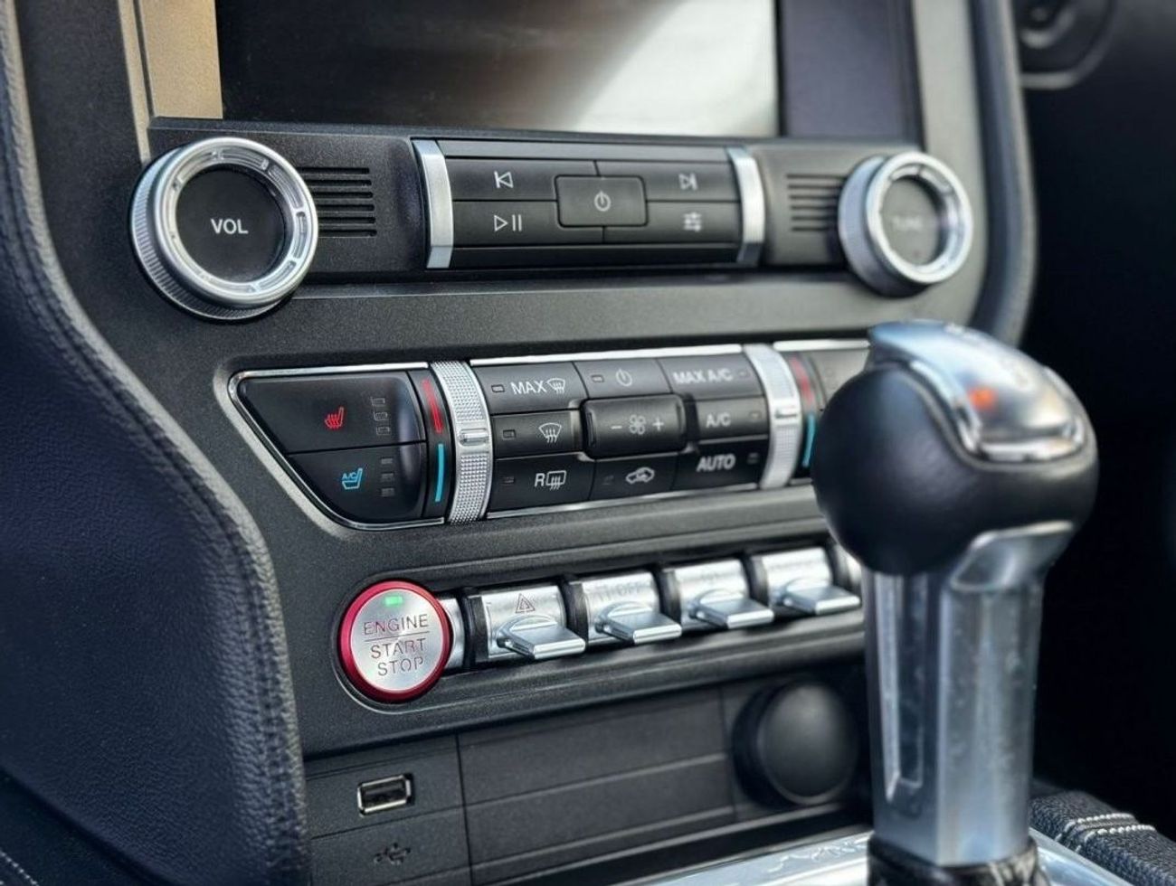 Ford Mustang EcoBoost FORD MUSTANGE