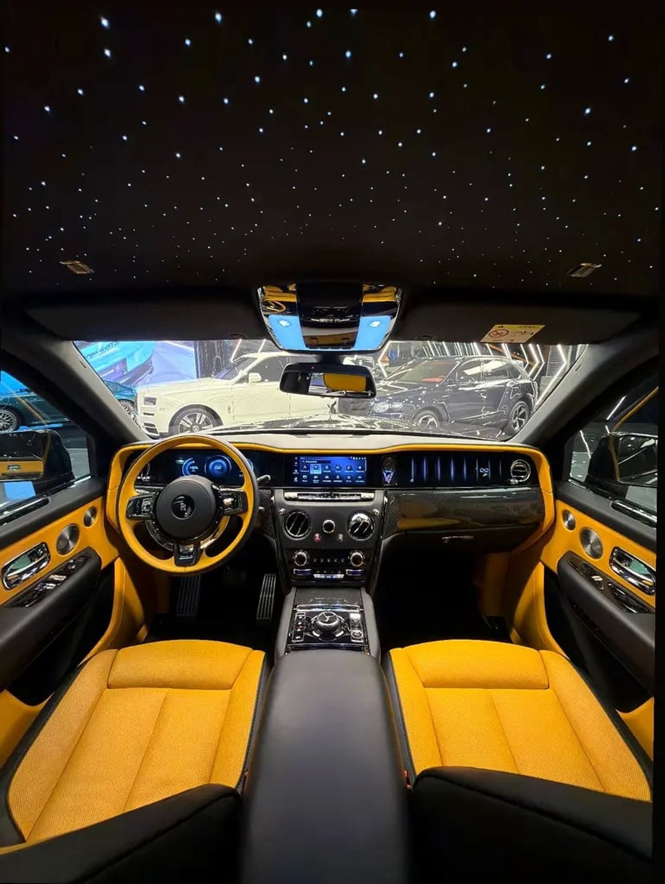 Rolls-Royce Cullinan BLACK BADGE MINT CONDITION