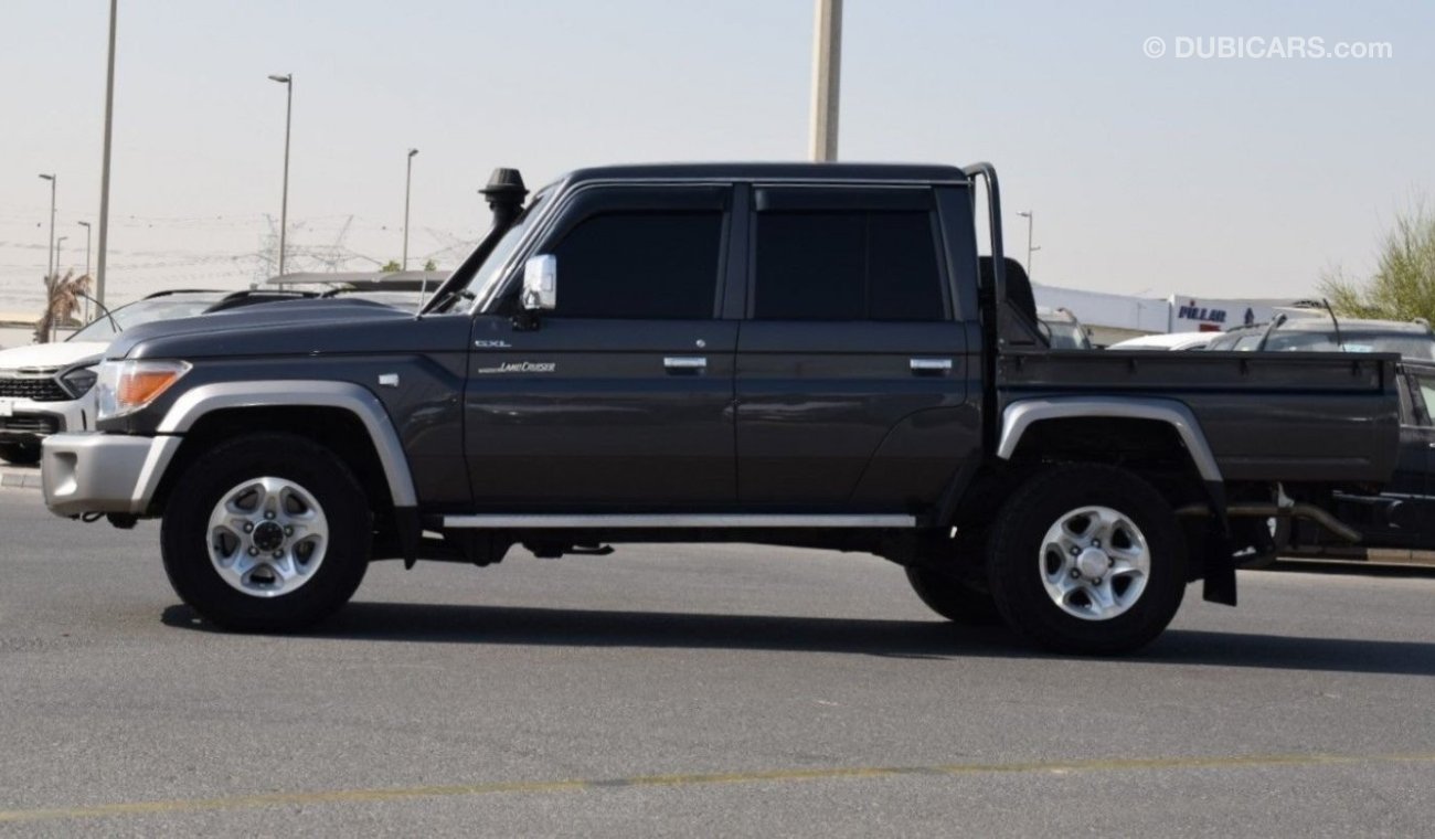 Toyota Land Cruiser Pick Up