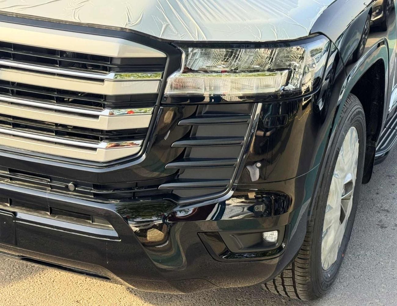 Toyota Land Cruiser GXR HIGH OPTION 4.0L PETROL V6 OMAN SPECS  | RADAR | 360 CAMERA | SOFT CLOSE DOOR | REAR WIRELESS CH