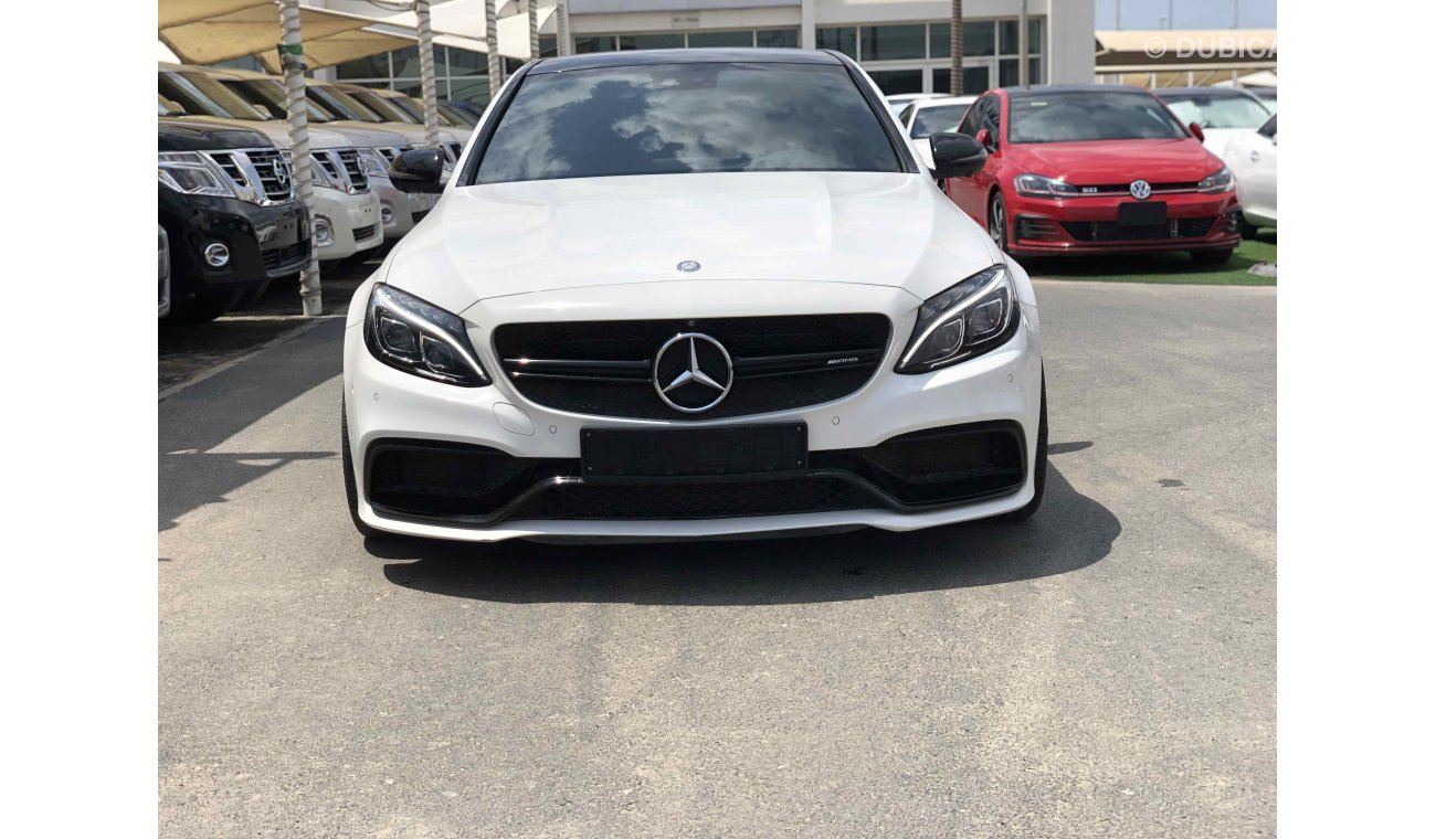 مرسيدس بنز C 63 AMG مالك واحد تشيكات وكالة بلكامل خليجي ضمان لغاية 2022