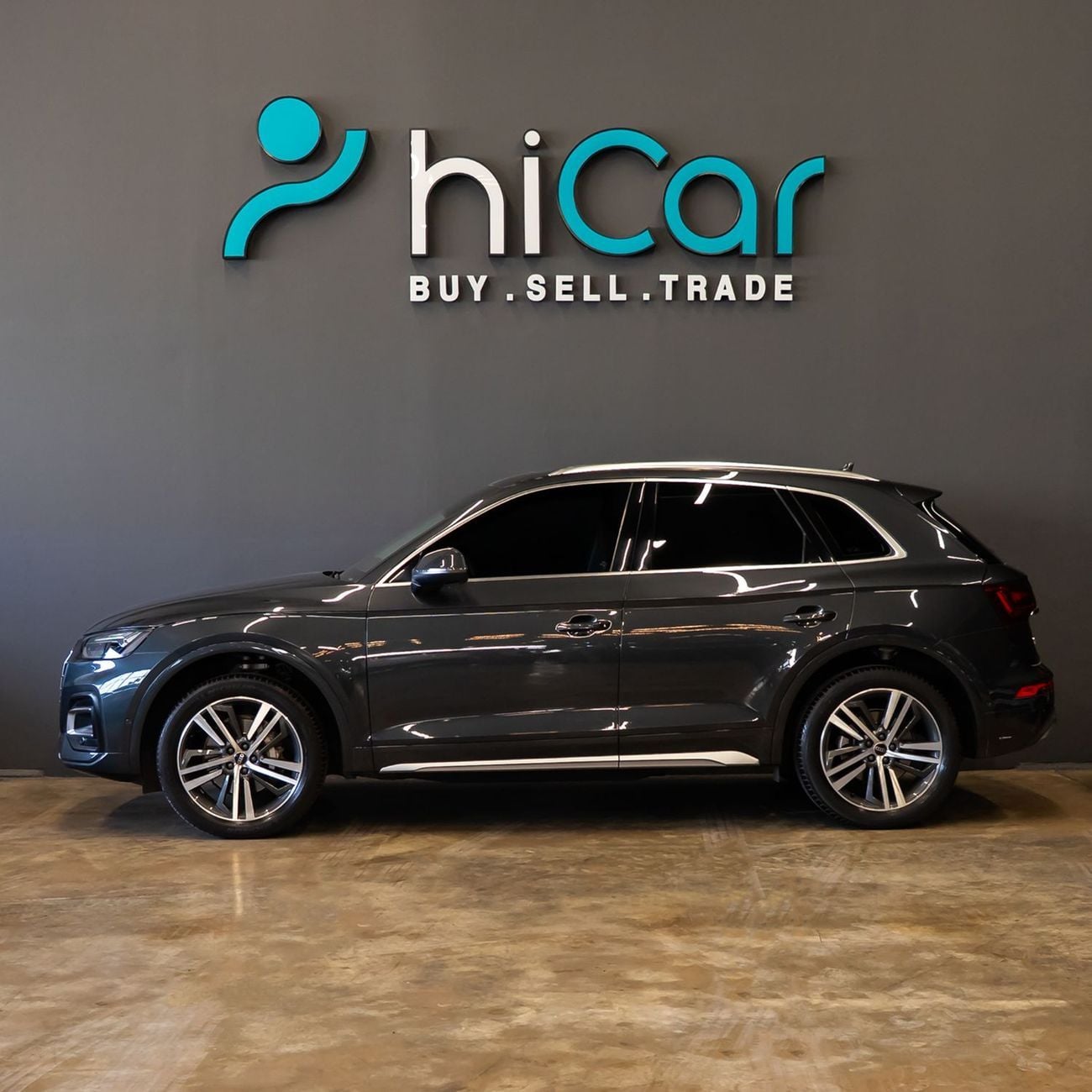 Audi Q5 45 TFSI Quattro 2.0L AED 3,161 pm • 0% Downpayment • Audi Q5 45Tfsi • Agency Warranty And Service Pa