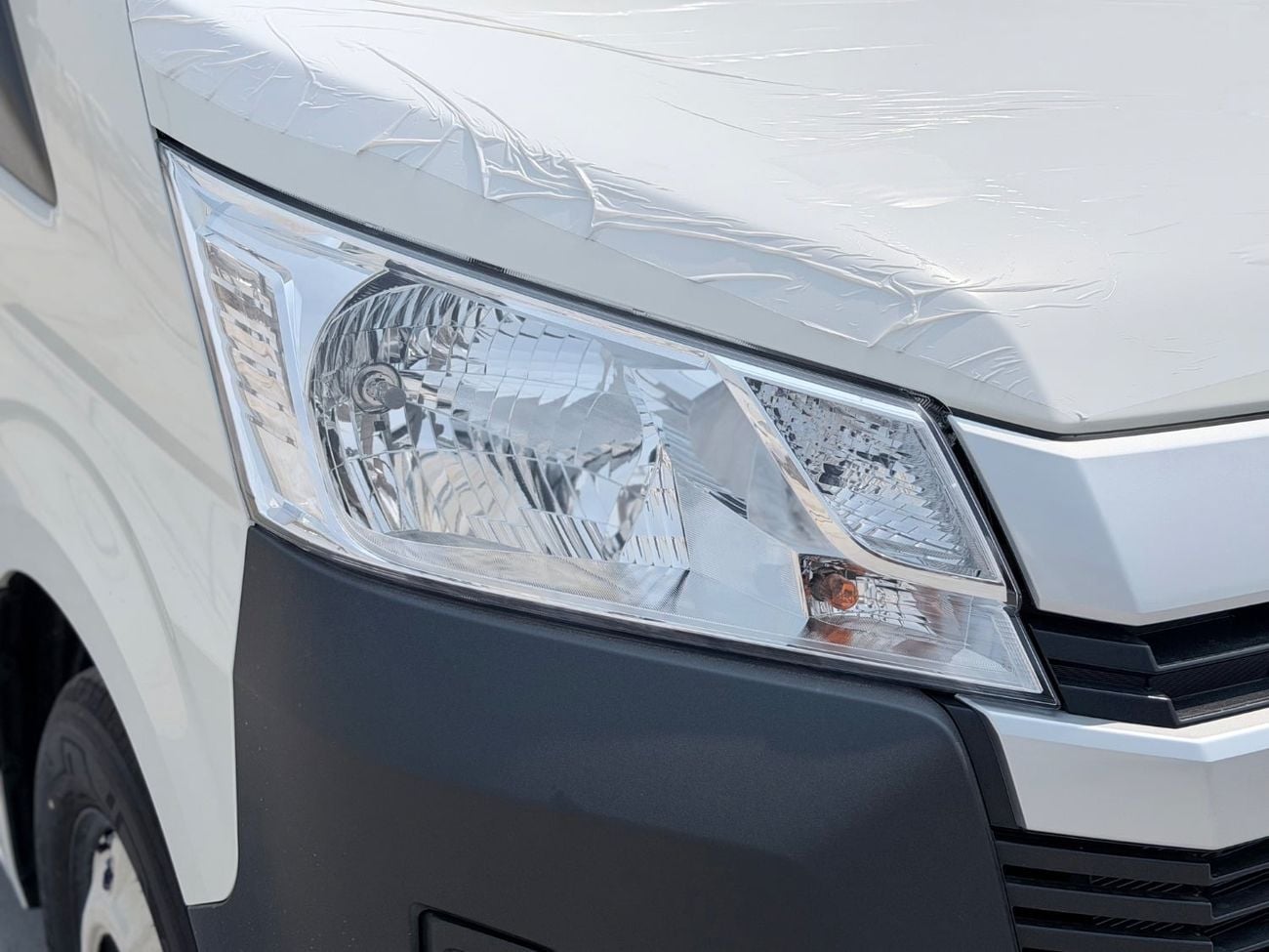 Toyota Hiace GL Toyota Hiace: Fuel type: petrol; Engine capacity: 3.5; Passenger capacity: 11 people