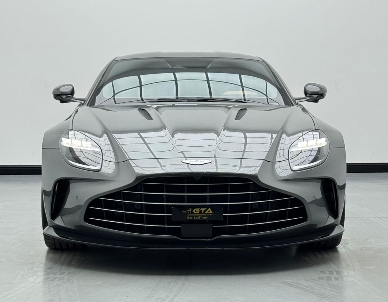 Aston Martin Vantage 2025 Aston Martin Vantage, April 2030 Agency Warranty + Service Contract, Full PPF, GCC