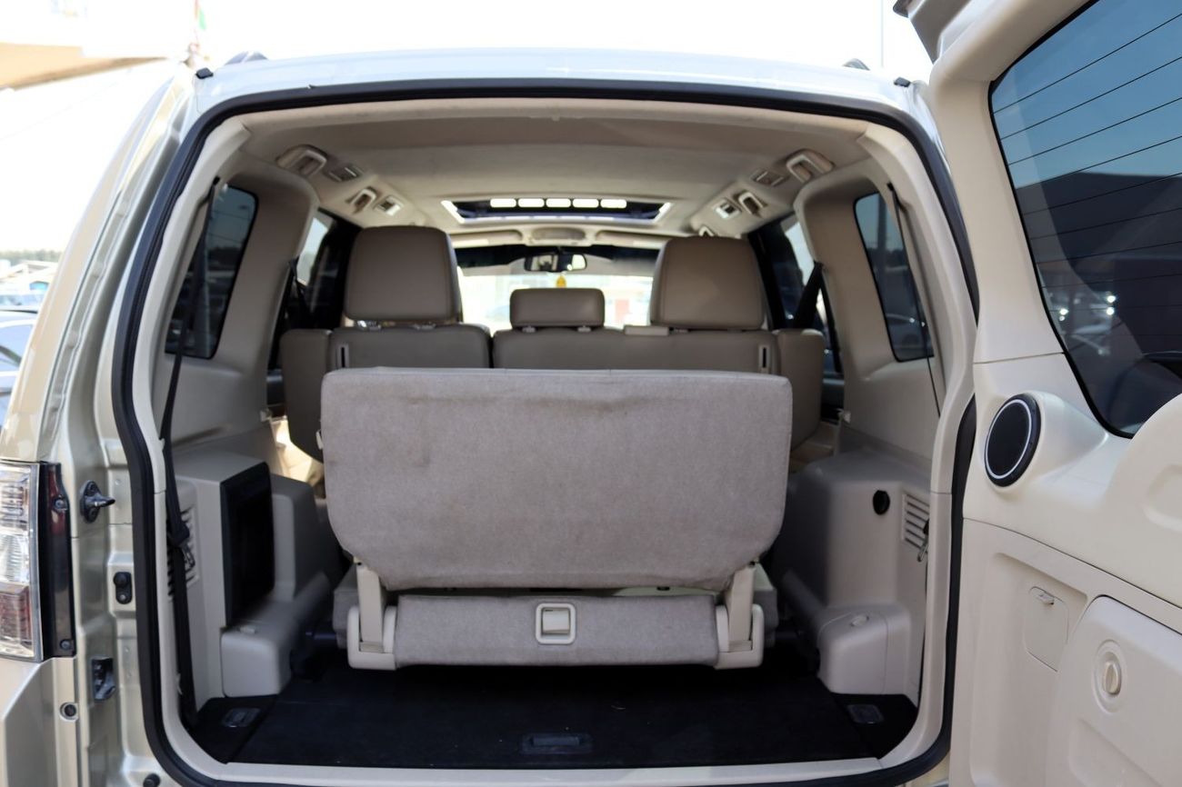 ميتسوبيشي باجيرو بلاتينوم خليجي - خاللية من الحوادث - مكينة 3800 سي سي - فل كامل - بحالة ممتازة من الداخل والخارج