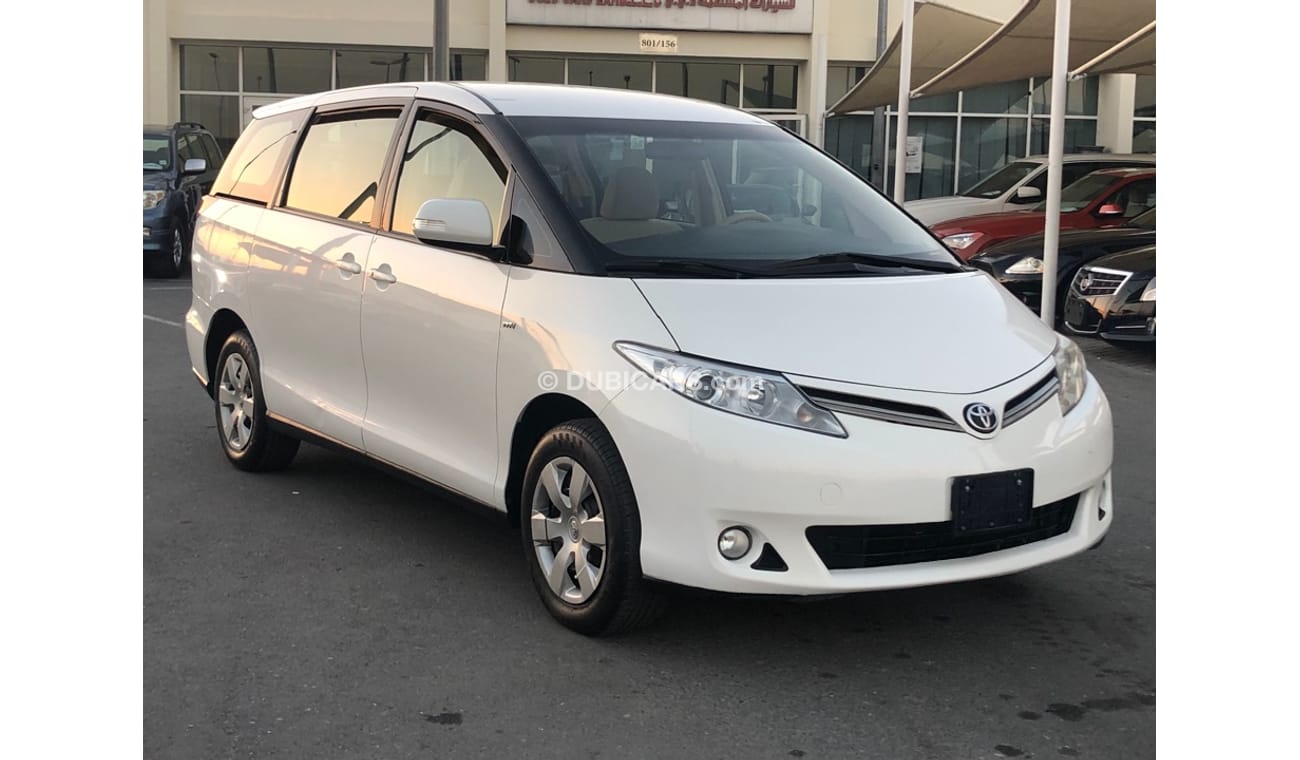 Toyota Previa Toyota pravia model 2014 GCC car prefect condition full optio
