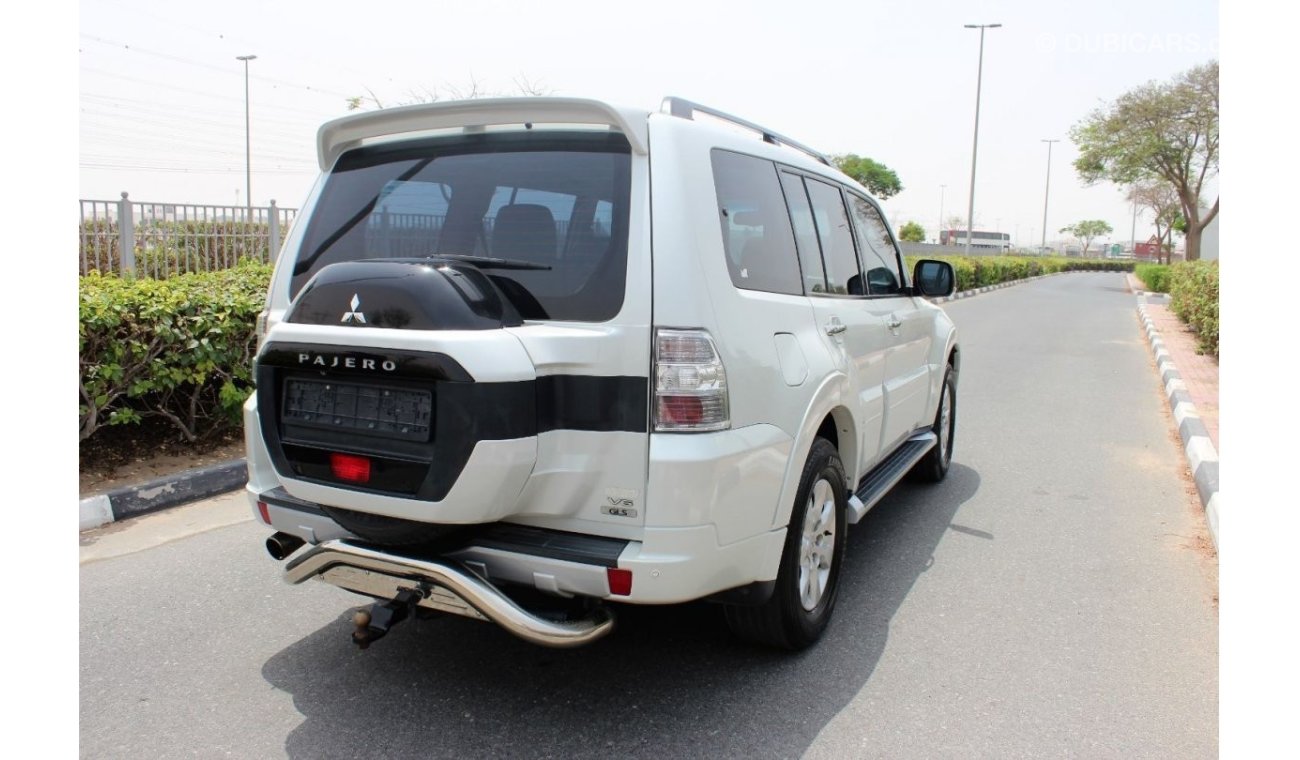 Mitsubishi Pajero 2015/ PAJERO/3.5/ TOP SPECS/ GCC/ 100% FREE OF ACCIDENT / 1 YEAR WARRANTY