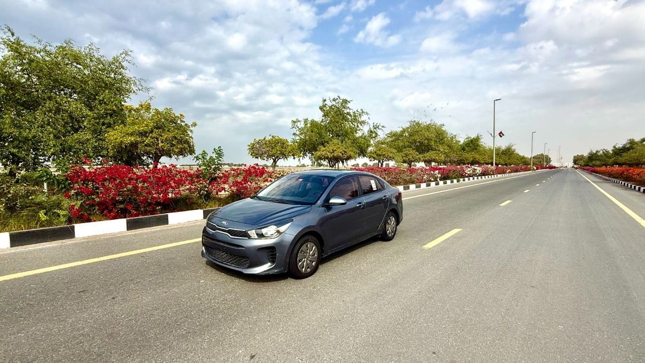 كيا ريو EX 1.4L (107 HP) Sedan