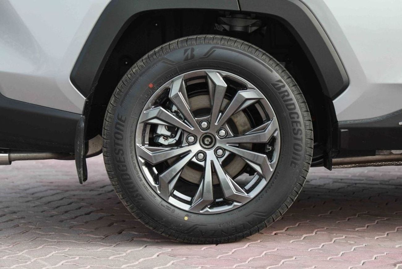 تويوتا راف ٤ 2025 TOYOTA RAV4 2.5 HIGH Hybrid - SILVER inside BEIGE | Export Only