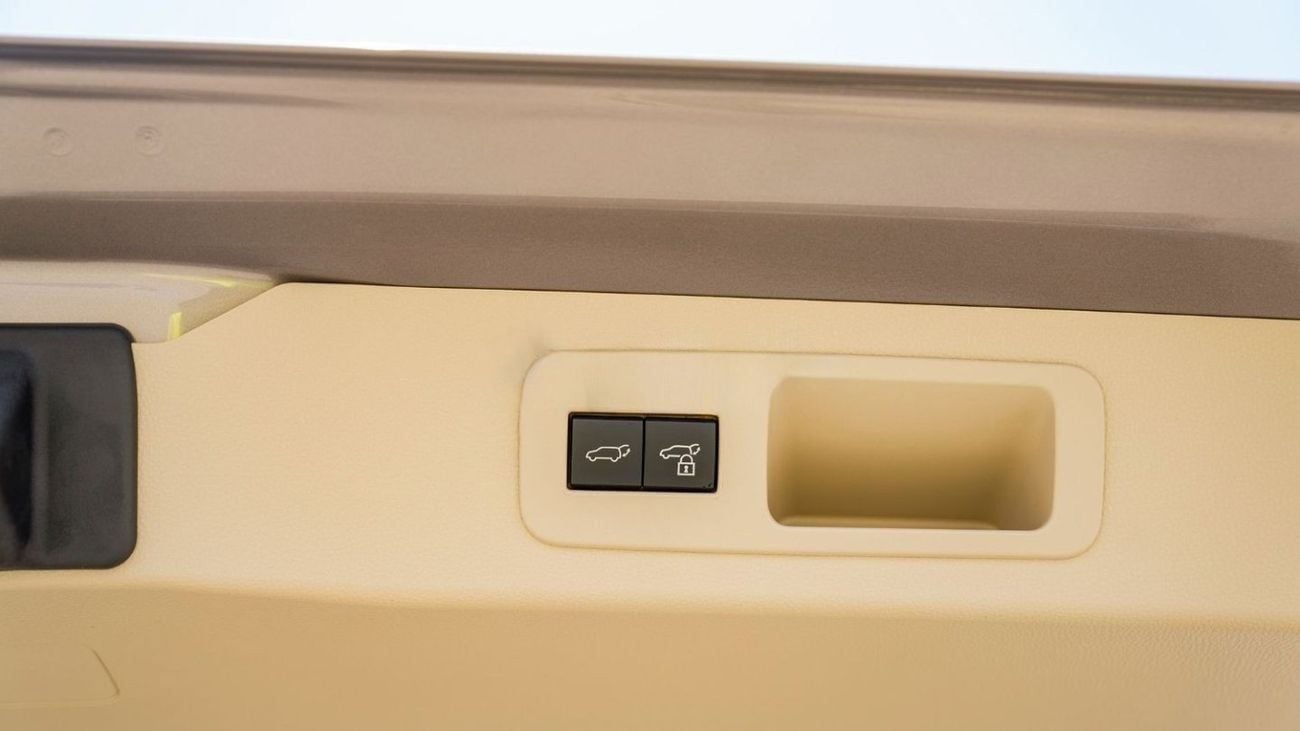 Toyota Land Cruiser Toyota land cruiser VXR 3.5L Petrol Full Option 2025