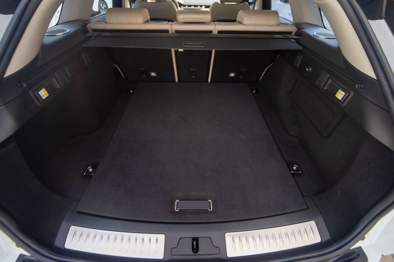 Land Rover Range Rover Velar P250 R-Dynamic 2.0L