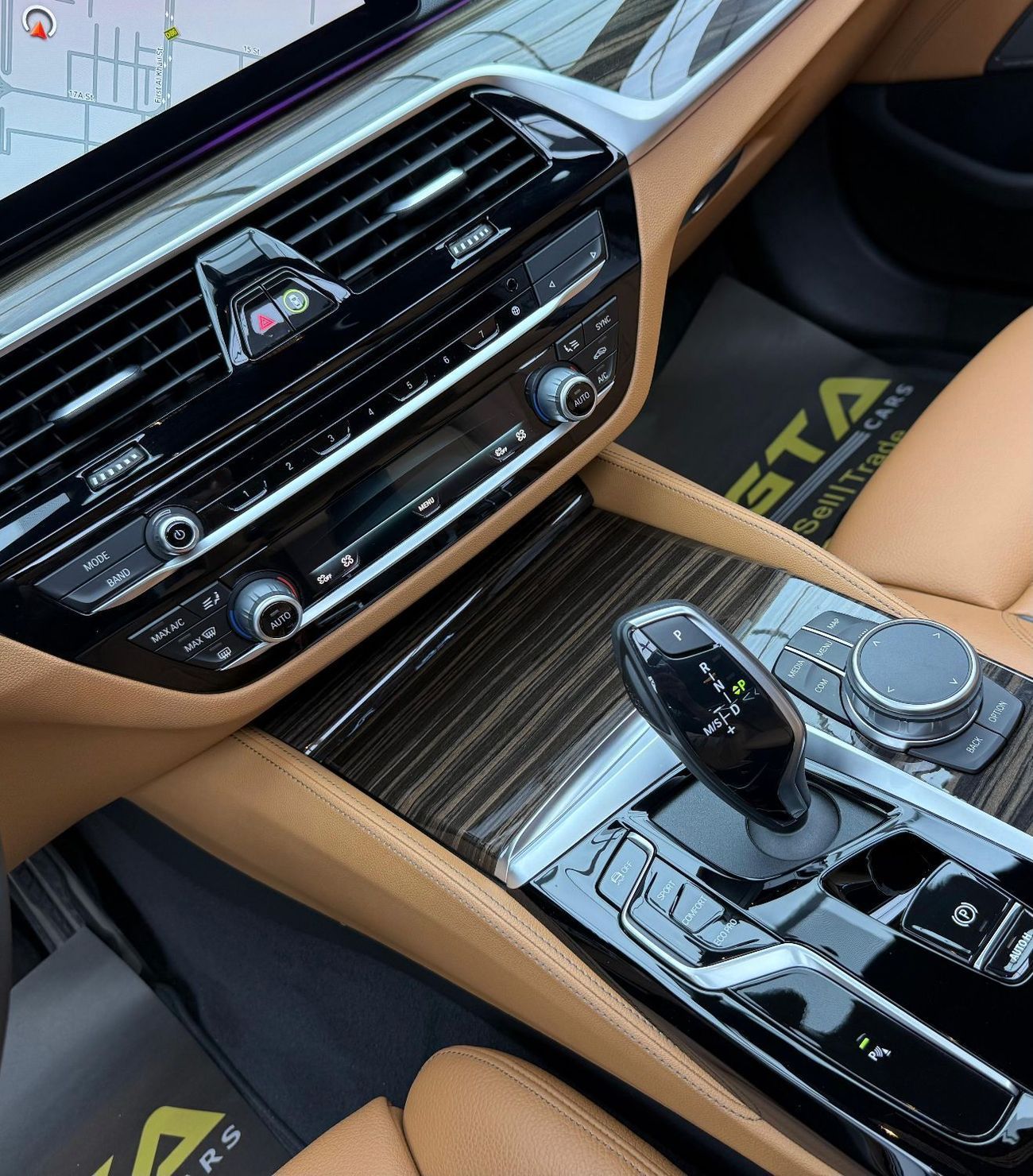 بي أم دبليو 530i 2023 BMW 530i M-Kit, Warranty, Full BMW Service History, Very Low Km, GCC