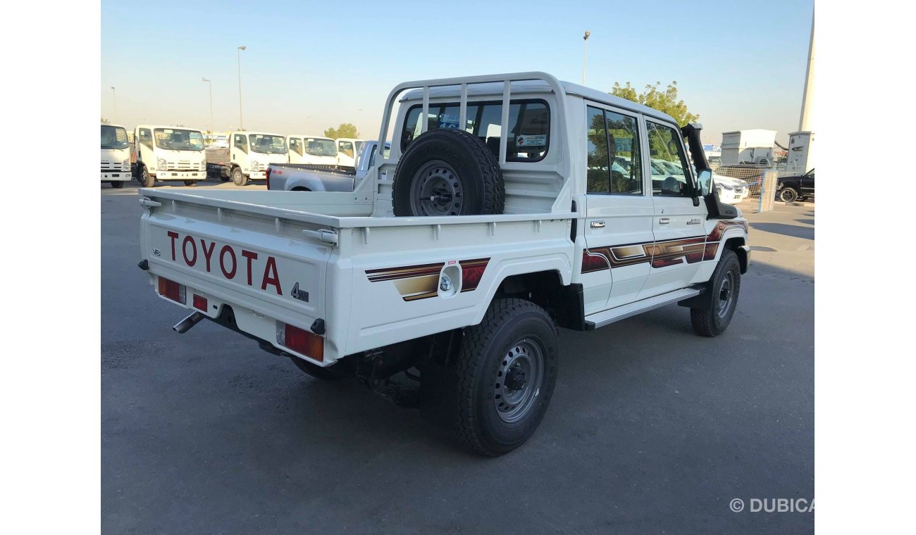 Toyota Land Cruiser Pick Up LC79 V8 TURBO DIESEL