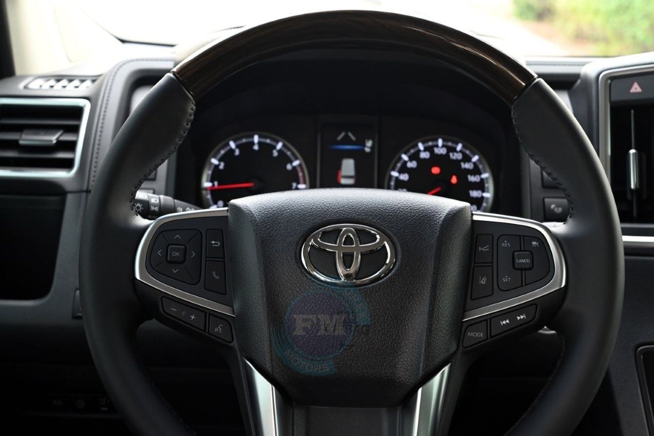 Toyota Granvia Premium V6 3.5L Petrol Automatic