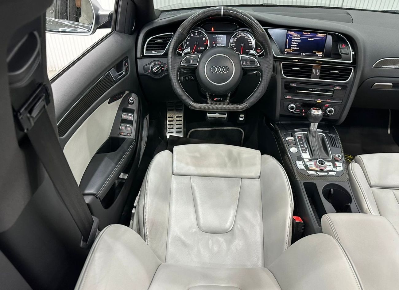 Audi RS4 2015 Audi RS4(Full Option), GCC