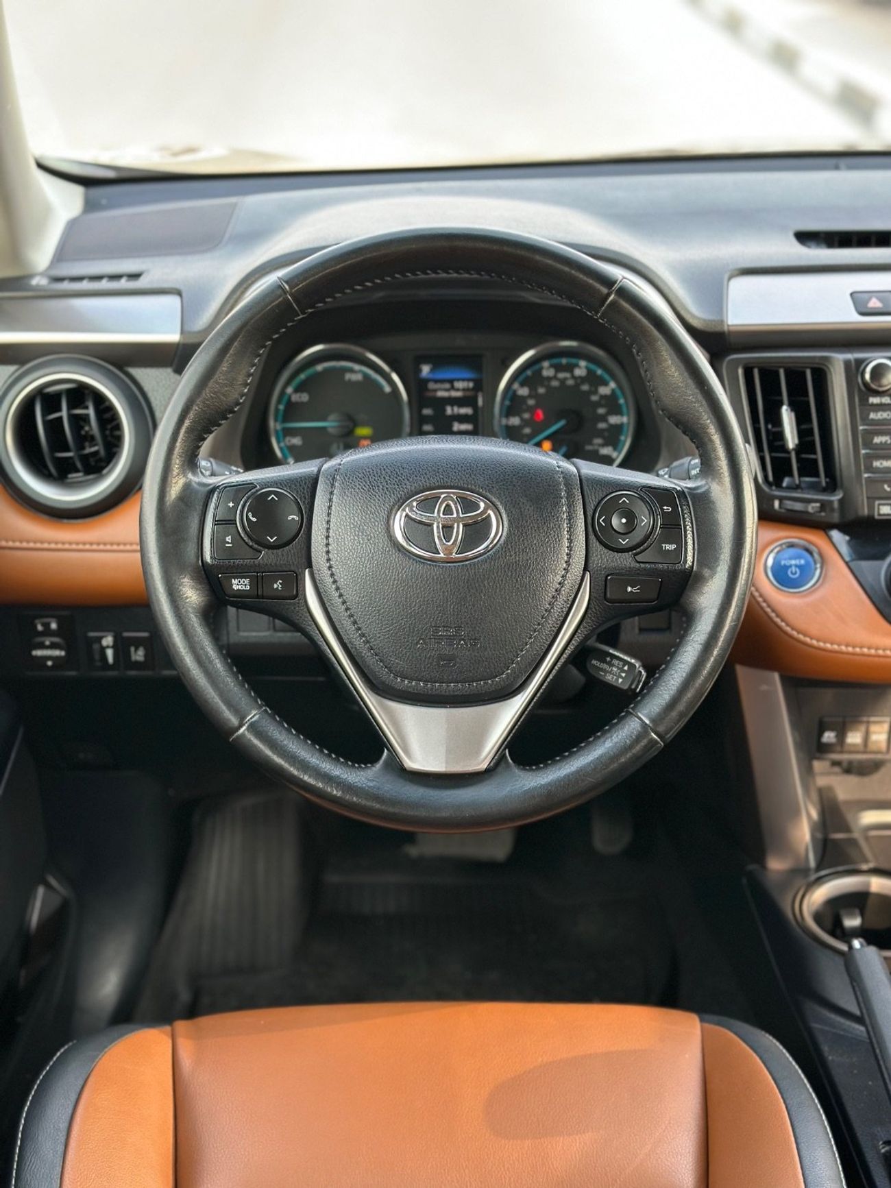 تويوتا راف ٤ LTD 2.5L