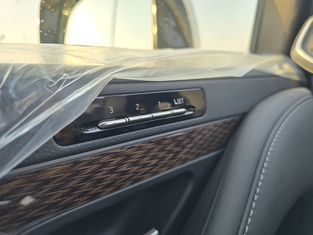 Lexus LX 600 3.5L Turbo + White color