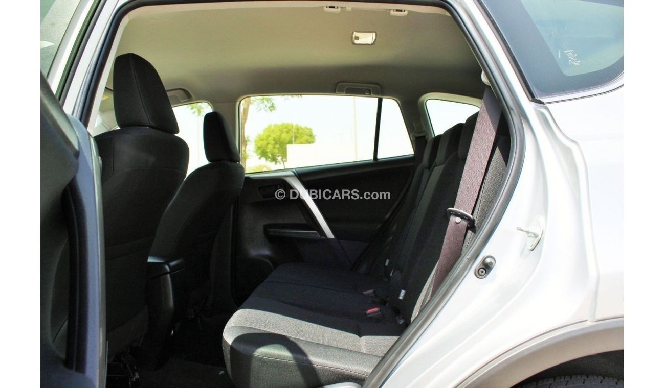 Toyota RAV4 EX 2018 GCC WITH AL FUTTAIM SERVICE HISTORY LOW MILEAGE IN MINT CONDITION