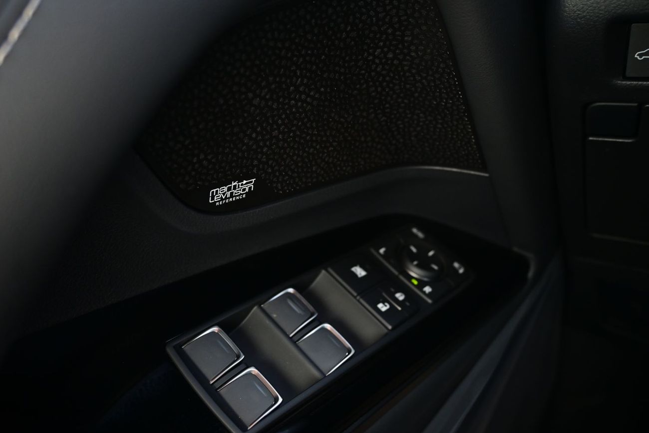 لكزس LX 600 Lexus LX600 Signature Mark Levinson, 3.5L Twin-Turbo V6, Petrol, Model 2025 Color Black