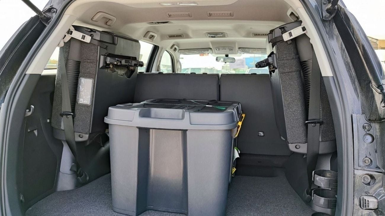 تويوتا فورتونر Toyota Fortuner 2.4L Diesel  4x4 AT 2025