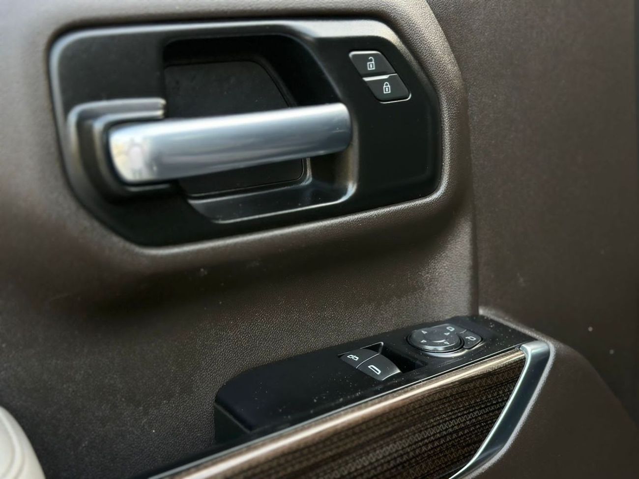 Chevrolet Silverado LTZ