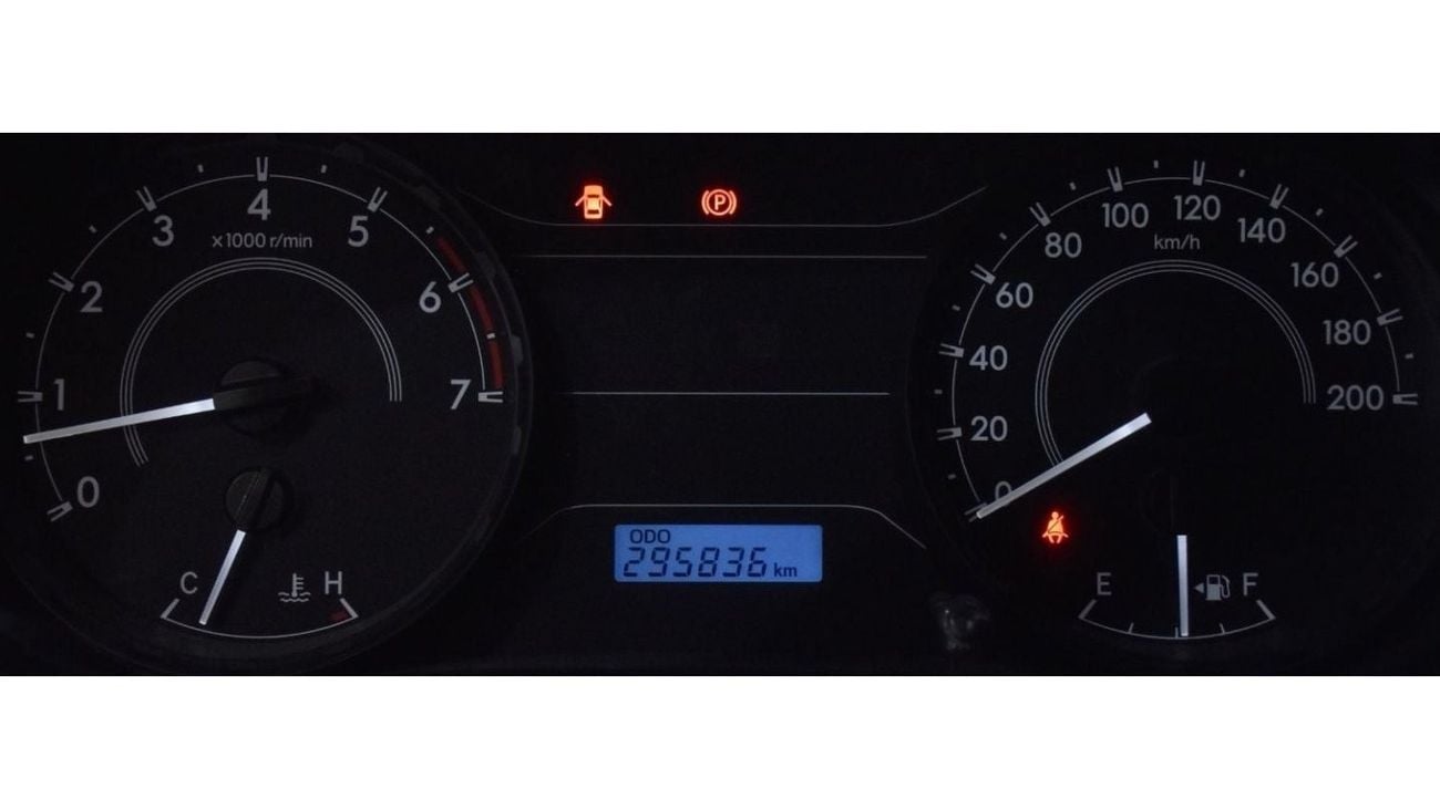 Toyota Hilux EXCELLENT DEAL for our Toyota Hilux 2.7 VVT-i ( 2021 Model ) in White Color GCC Specs