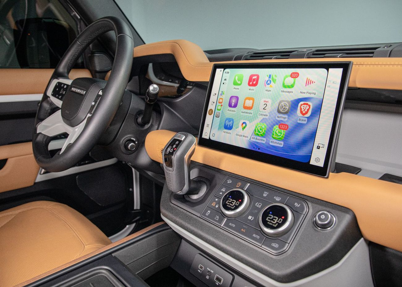 Land Rover Defender P400 90 HSE 3.0L (6 Seater)