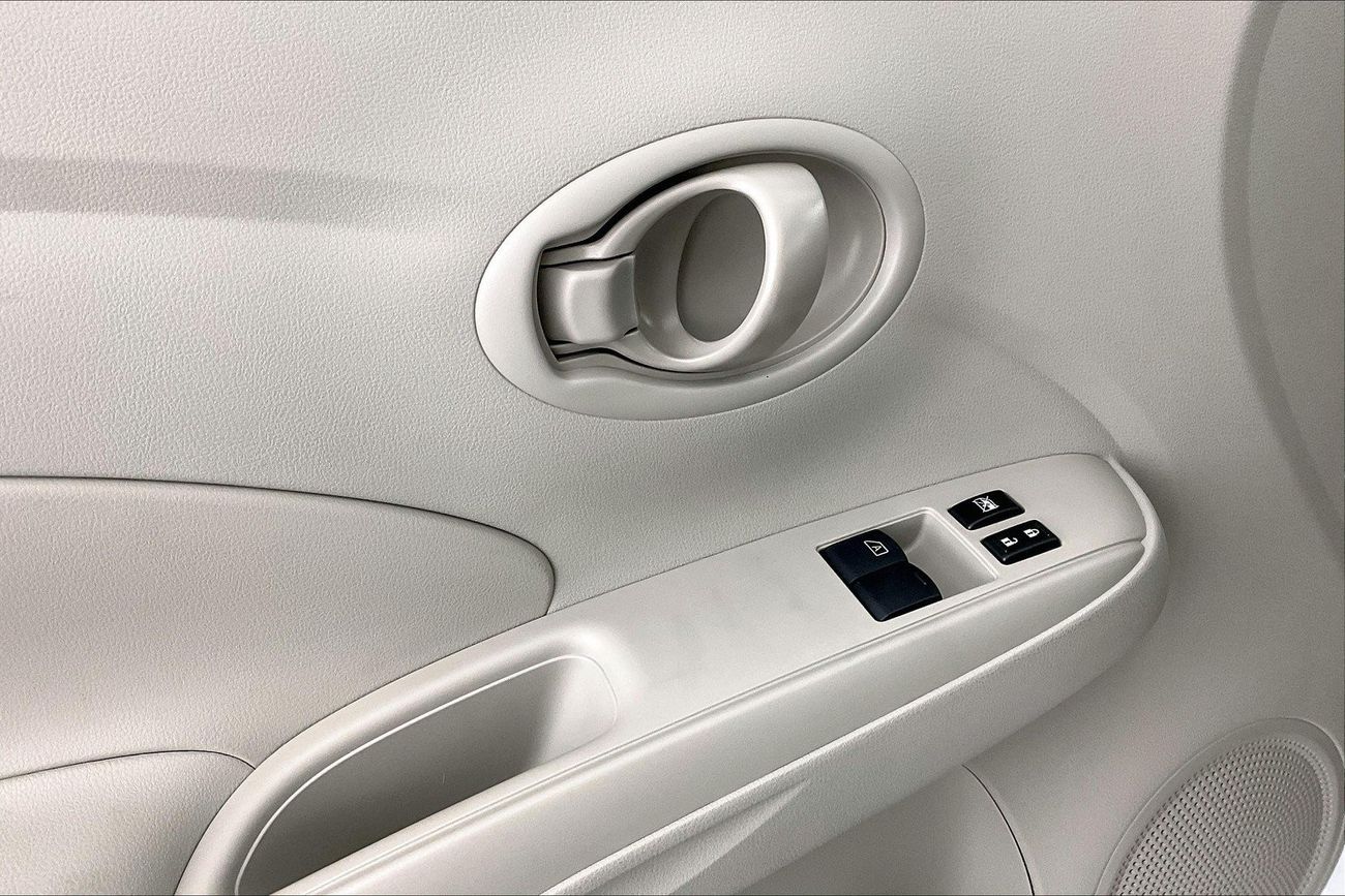 نيسان صني SV | سنة ضمان مجانية | نسبة التمويل 1.99% | خالية من أضرار الفيضانات