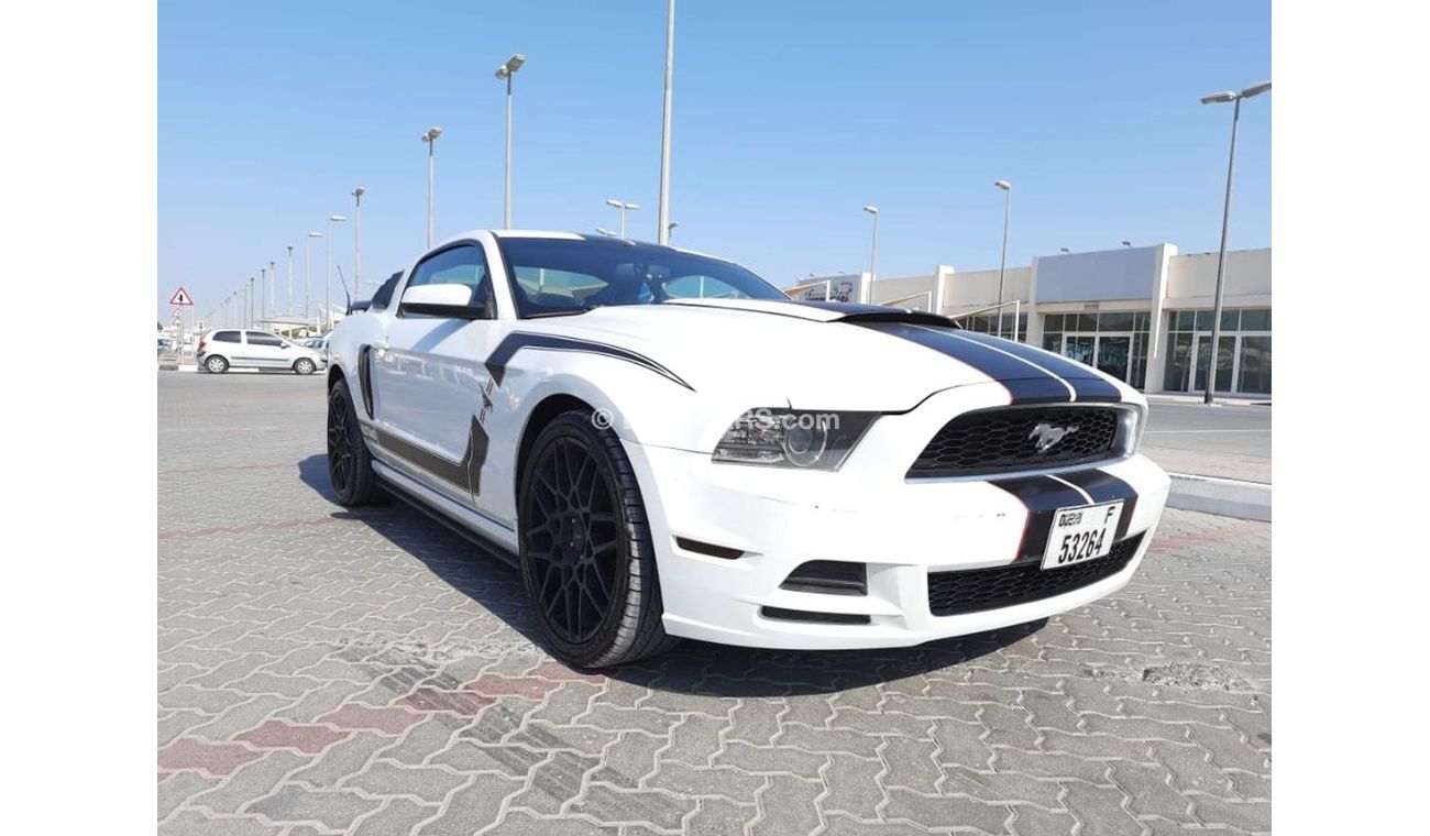 Ford Mustang Ford mustang 2014 full automatic clean caar