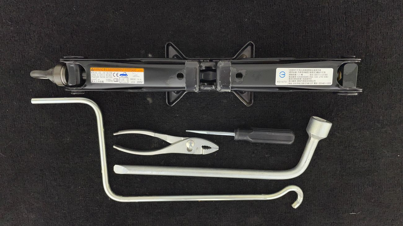 Toyota Corolla SE 1.6 | Zero Down Payment | Free Home Test Drive