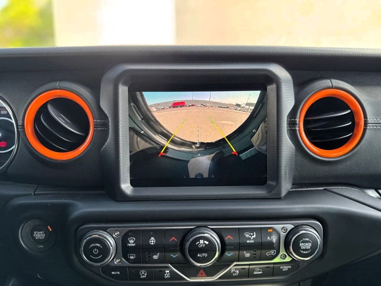 جيب رانجلر Unlimited Sahara 3.6L